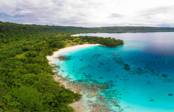 Champagne Beach, Vanuatu, Isla Espiritu Santo, cerca de Luganville —  Fotos de Stock