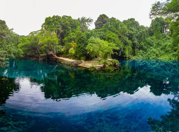 Matevulu Blue Hole, Espiritu Santa Island, Vanuatu, più turistico — Foto Stock