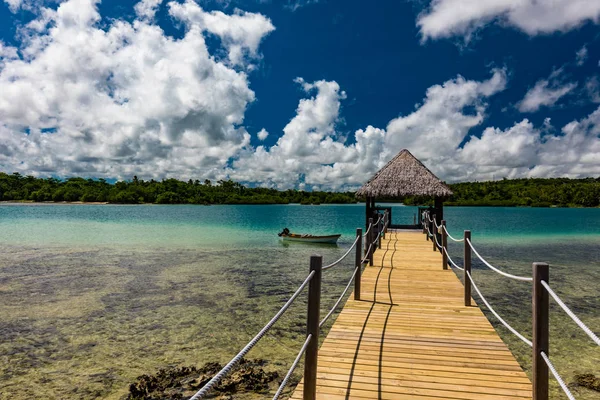 Vida de resort tropical em Vanuatu, perto de Port File, Efate Island — Fotografia de Stock