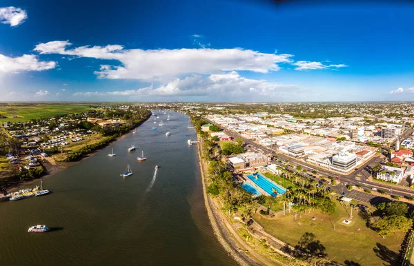 Veduta aerea drone di Bundaberg, Queensland, Australia — Foto Stock