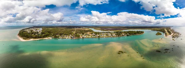 Veduta aerea di Beelbi Creek, Hervery Bay, Queensland, Australia — Foto Stock