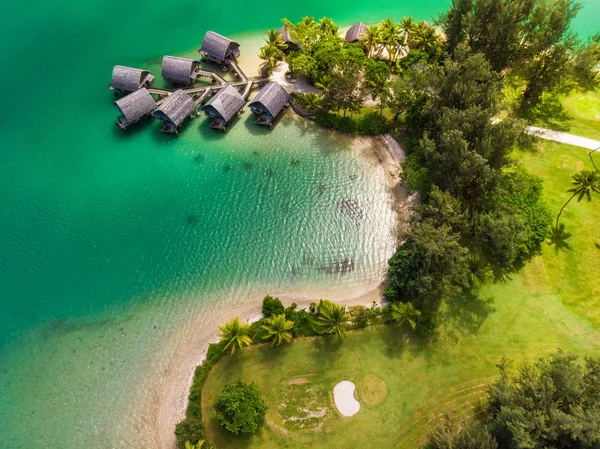 Port Vila, Vanuatu - 3 aprile 2019: Veduta aerea drone delle vacanze — Foto Stock