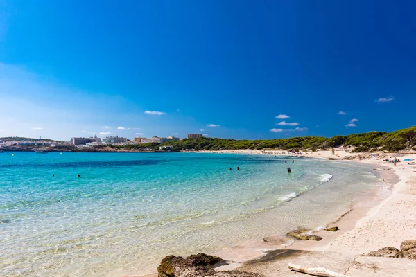 Cala Agulla Úžasnou Písečnou Pláží Španělsko Baleárské Ostrovy Mallorca Cala — Stock fotografie