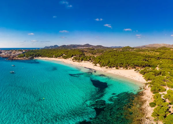 Cala Agulla素晴らしい砂浜スペイン バレアレス諸島 マヨルカ島 ラジャダ — ストック写真