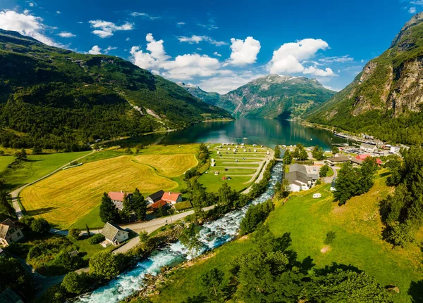 Floden Geirangerelvis Och Storfossens Vattenfall Geiranger Norge — Stockfoto