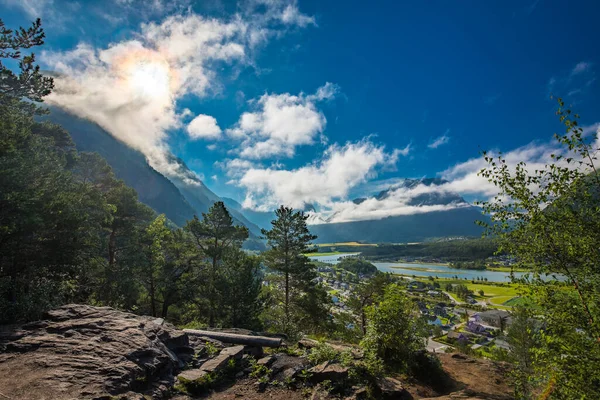 Rampestreken Andalsnes Norwegia Słynny Szlak Turystyczny Punkt Widokowy — Zdjęcie stockowe