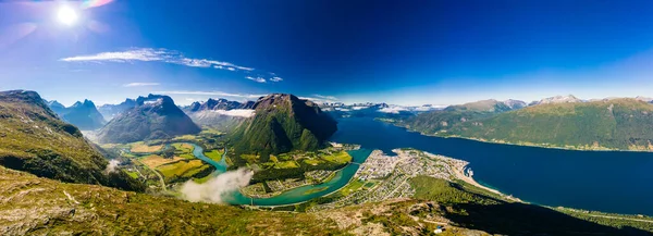 Rampestreken Andalsnes Noruega Una Famosa Pista Turística Mirador — Foto de Stock