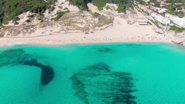 Όμορφη Αμμώδης Παραλία Της Cala Mesquida Μαγιόρκα Βαλεαρίδες Νήσοι Ισπανία — Αρχείο Βίντεο