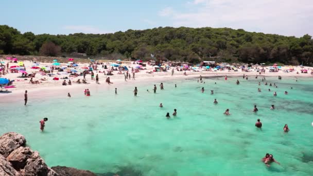 Cala Mondrago Majorka Spain July 2020 People Enjoy Beach Parque — 图库视频影像