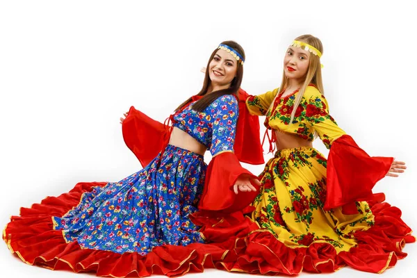 Hermosas Mujeres Con Vestido Gitano — Foto de Stock