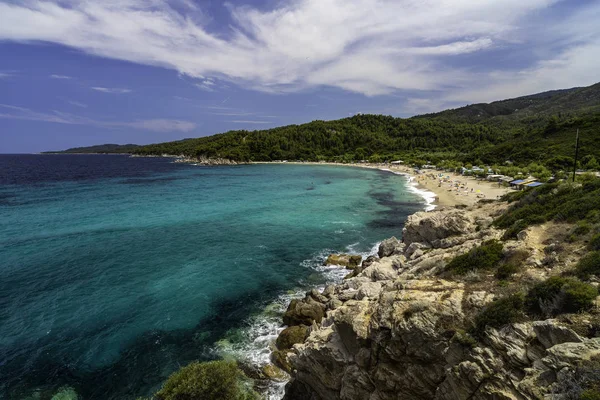 ギリシャの美しい海岸のイメージのある風景します — ストック写真