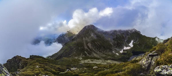 Panorama Delle Montagne Fagaras Della Romania Splendido Paesaggio Con Ghiacciaio — Foto Stock