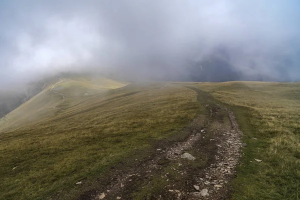 Paisaje Con Todo Terreno Montaña Algún Lugar Rumania — Foto de Stock