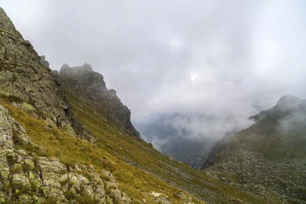 Paisaje Con Picos Rocosos Verano — Foto de Stock