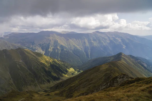 Пейзаж Скелястими Гірськими Вершинами Літній Час — стокове фото