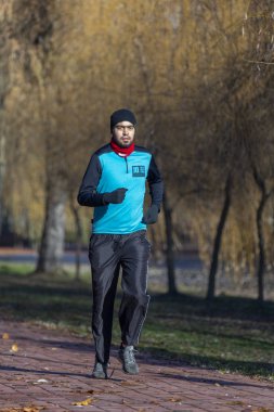 Argeş, Romania (09-12-2018 Pitesti şehir içinde büyük Romanya birlikleri 1918 den yüzüncü, kişi farklı yaş içeren spor olay organize)