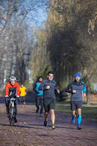 Sportovní Akce Zahrnující Lidi Různého Věku Organizovány Sté Velké Rumunské — Stock fotografie