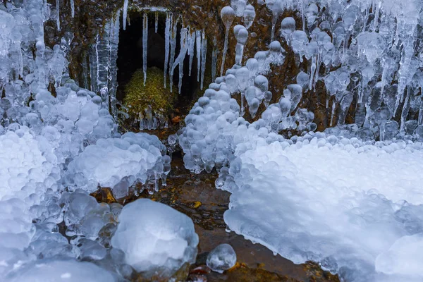 Εικόνα Του Icicles Και Τις Διάφορες Μορφές Του Πάγου — Φωτογραφία Αρχείου