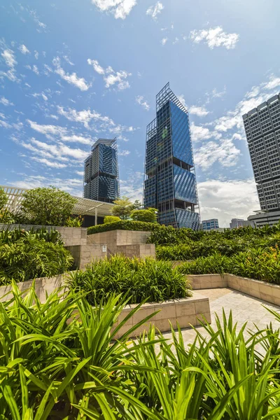 Varios edificios modernos con diseño futurista en Singapur 25 —  Fotos de Stock