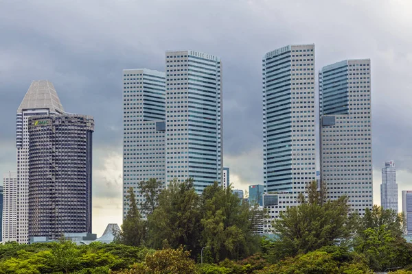 Singapur 25 fütüristik tasarıma sahip çeşitli modern binalar — Stok fotoğraf