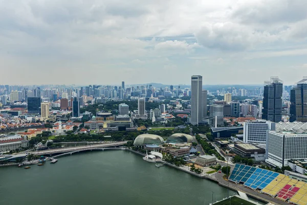Singapore, 25 april 2019, Bbusiness district panorama over Marin — Stockfoto