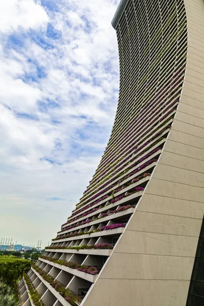 Varios edificios modernos con diseño futurista en Singapur 25 —  Fotos de Stock