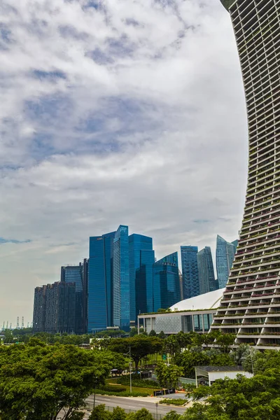 Vari edifici moderni dal design futuristico a Singapore 25 — Foto Stock