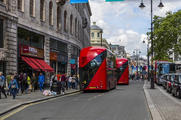 London Anglia, 8-Jul-2019, különböző képek az utcán — Stock Fotó