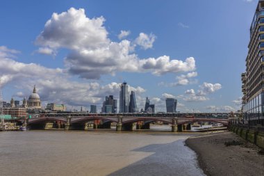 20 -Ağustos -2019, farklı turistik noktaları ziyaret etmek, sokak hayatı