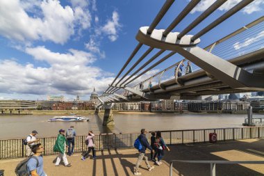 20 -Ağustos -2019, farklı turistik noktaları ziyaret etmek, sokak hayatı