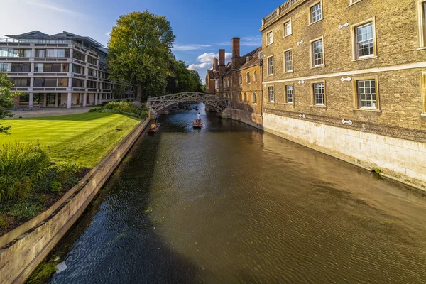 Augusztus 23, 2019, városnézés Cambridge-ben uk, Cambridge-i kollégiumok a — Stock Fotó