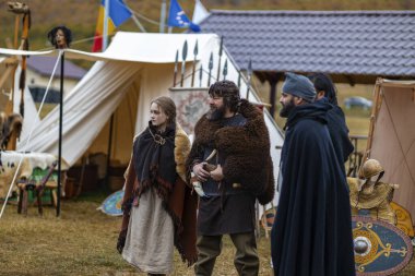04-Ekim-2019 Ordessos Festivali Tarihi Yeniden Yapılandırma Festivali, Mioveni, Arges, Romanya, Birinci Basım.