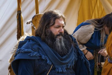 04-Ekim-2019 Ordessos Festivali Tarihi Yeniden Yapılandırma Festivali, Mioveni, Arges, Romanya, Birinci Basım.