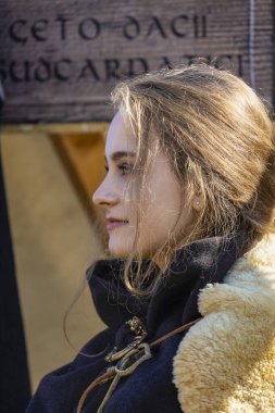 04-Ekim-2019 Ordessos Festivali Tarihi Yeniden Yapılandırma Festivali, Mioveni, Arges, Romanya, Birinci Basım.