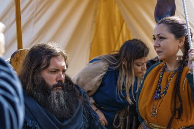 04-Ekim-2019 Ordessos Festivali Tarihi Yeniden Yapılandırma Festivali, Mioveni, Arges, Romanya, Birinci Basım.