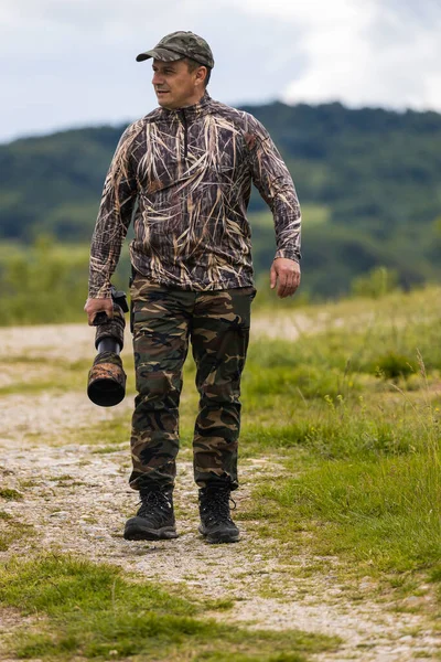 Professional Wildlife Photographer Camouflage Clothing — Stock Photo, Image