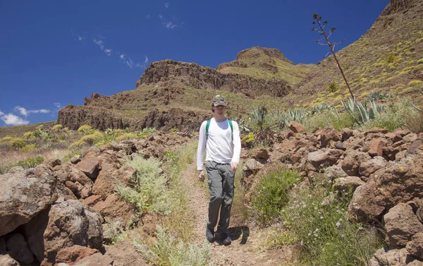 Gran Canaria Maio Jovem Caminhante Caminho Temisas Aguimes Zona Rural — Fotografia de Stock