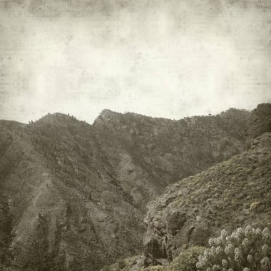 Gran Canaria manzara ile dokulu eski kağıt arka plan