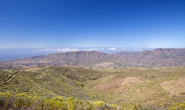 Gran Canaria, Haziran, görüntülemek Caldera de Tirajana arasında dağ silsilesi Amurga doğru