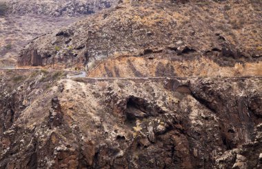 Gran Canaria, vadi Barranco de Valeron, olarak da bilinen Barranco de San Felipe, kültürel ilgi birkaç mağara karmaşık yerleştirildiği, dar yol