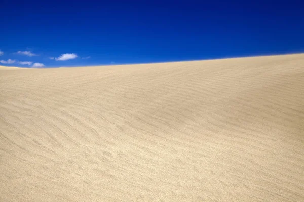 Arena Viento Superficie Las Dunas Arena Que Vuela Con Fuerte — Foto de Stock