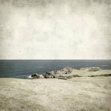 Asturias, İspanya kıyı manzara ile eski Kağıt arka plan dokulu