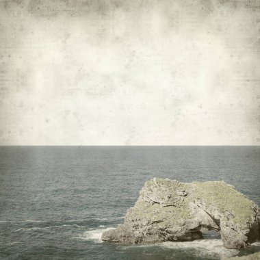 Asturias, İspanya kıyı manzara ile eski Kağıt arka plan dokulu