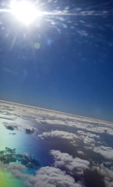 Dynamische Natuurlijke Hemel Wolken Zee Oppervlakte Achtergrond Uit Laag Vliegen — Stockfoto