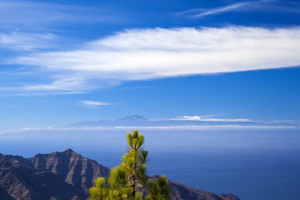 엄격한 자연에서 카나리아 2018 Inagua Towrads Guigui 대산괴 테네리페에서 Teide에 — 스톡 사진