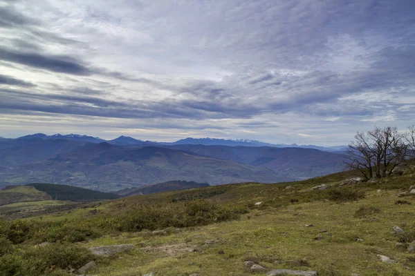 Cantabrie Vue Sentier Randonnée Monte Cilda Sur Les Collines Vers — Photo