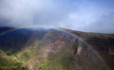 Gran Canaria, Ocak, görüntülemek Vadisi Barranco de Guayadeque, Kanaryalar, doğal anıt ilan gökkuşağı