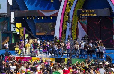 Carlinhos Brown performansı