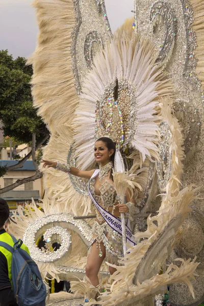 Las Palmas main carnival parade — Stock Photo, Image