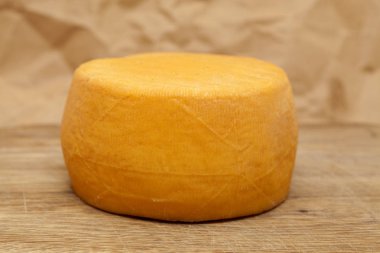 Cantabrian Tütsülenmiş Peynir